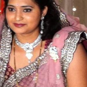 Meet your Posher, Poonam